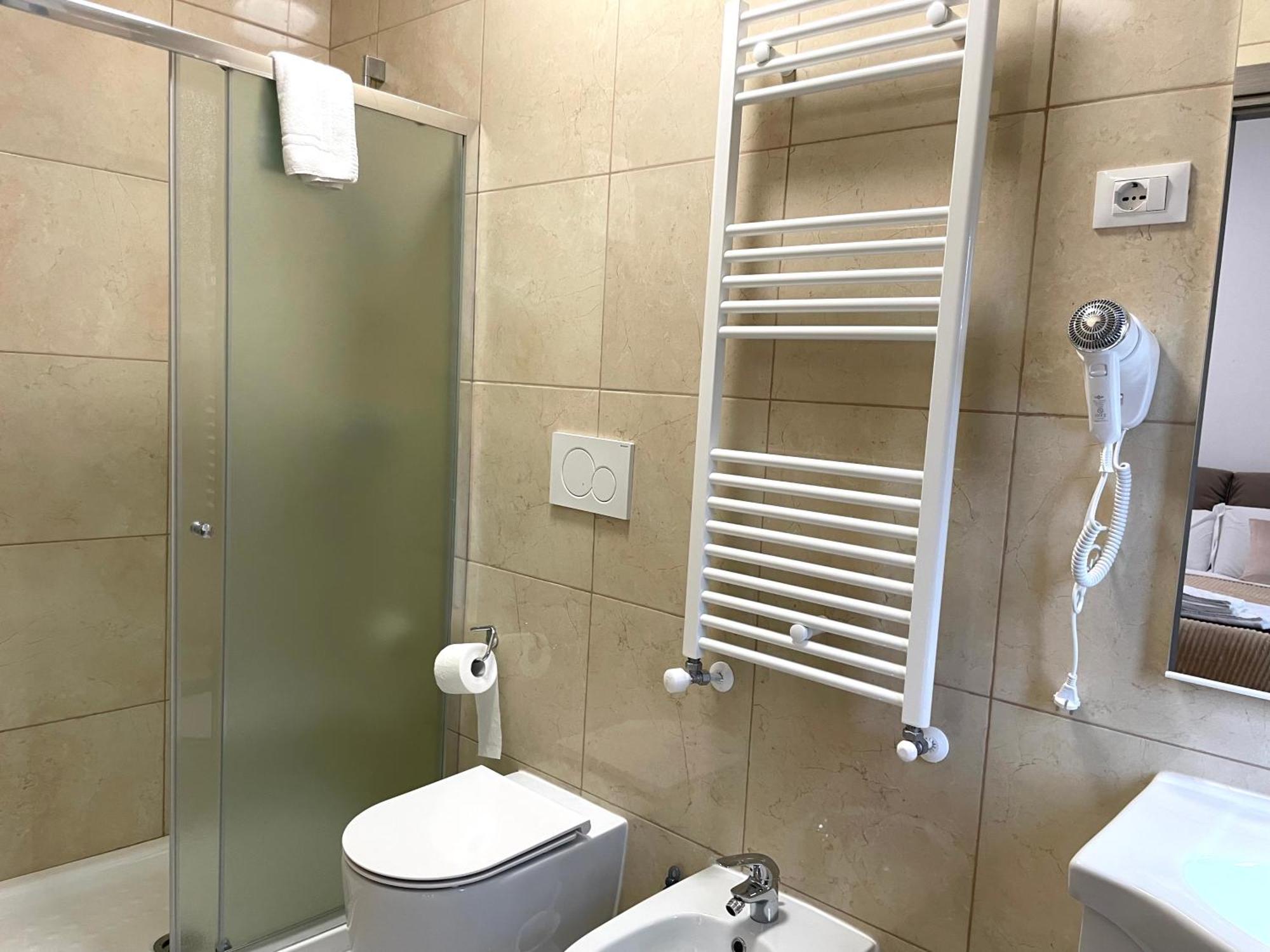 Fiera Rooms Verona Bagian luar foto