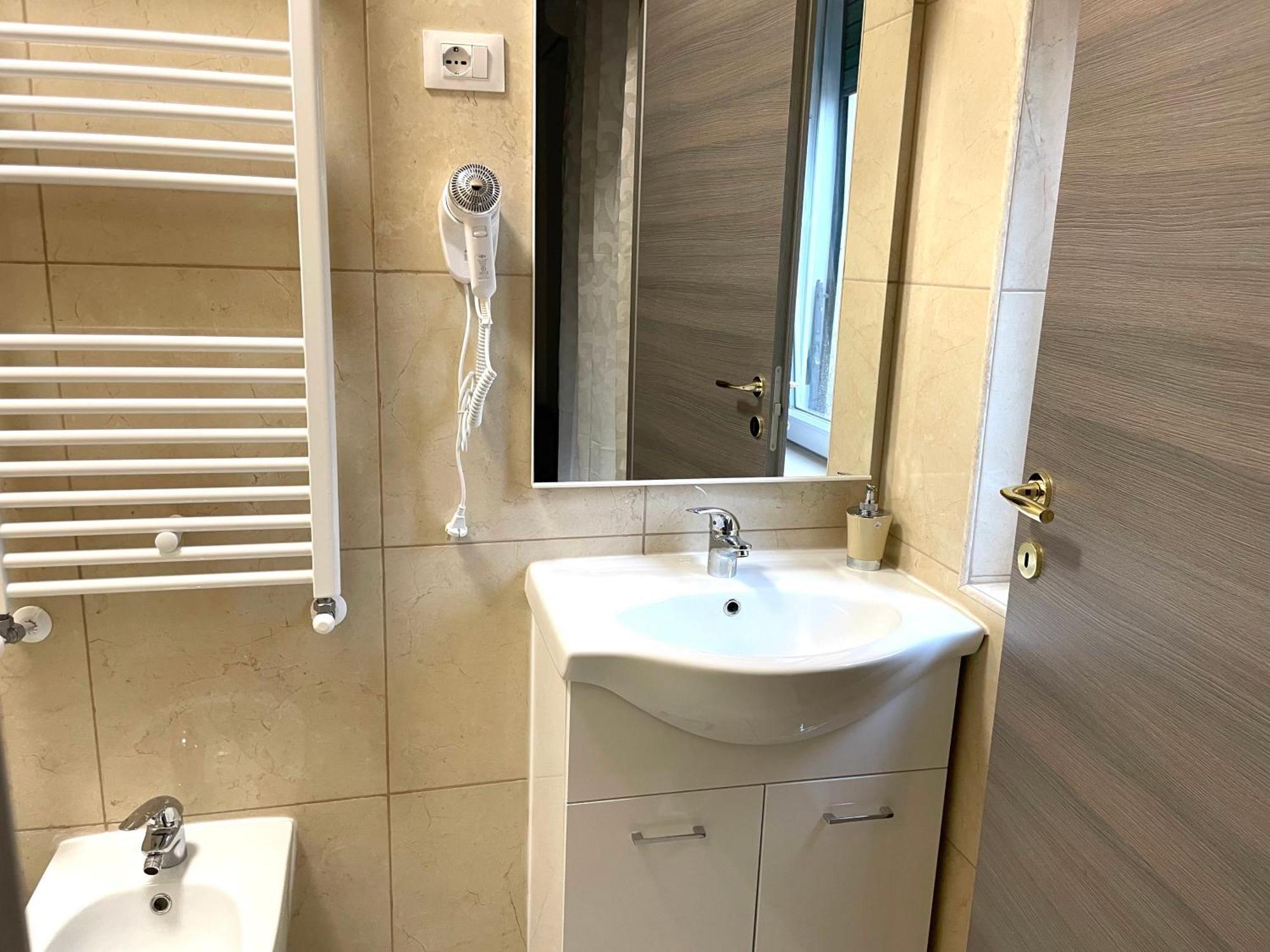 Fiera Rooms Verona Bagian luar foto